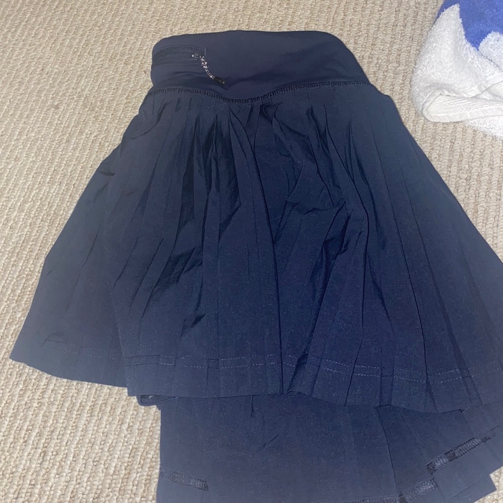 Lululemon pleated skirt